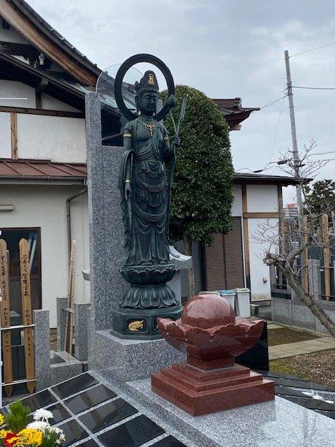 練馬区　本覚寺様へ聖観音像　鋳物青銅色を納入致しました